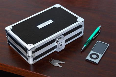 metal pencil box with lock|lockable pencil box.